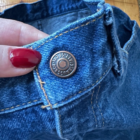 High waisted straight leg vintage Levi’s - Picture 2 of 3